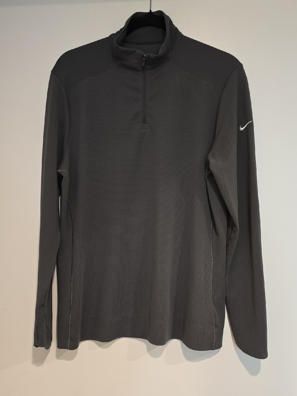 Nike Womens Dark Gray Long Sleeve 1/4 Zip Pullover